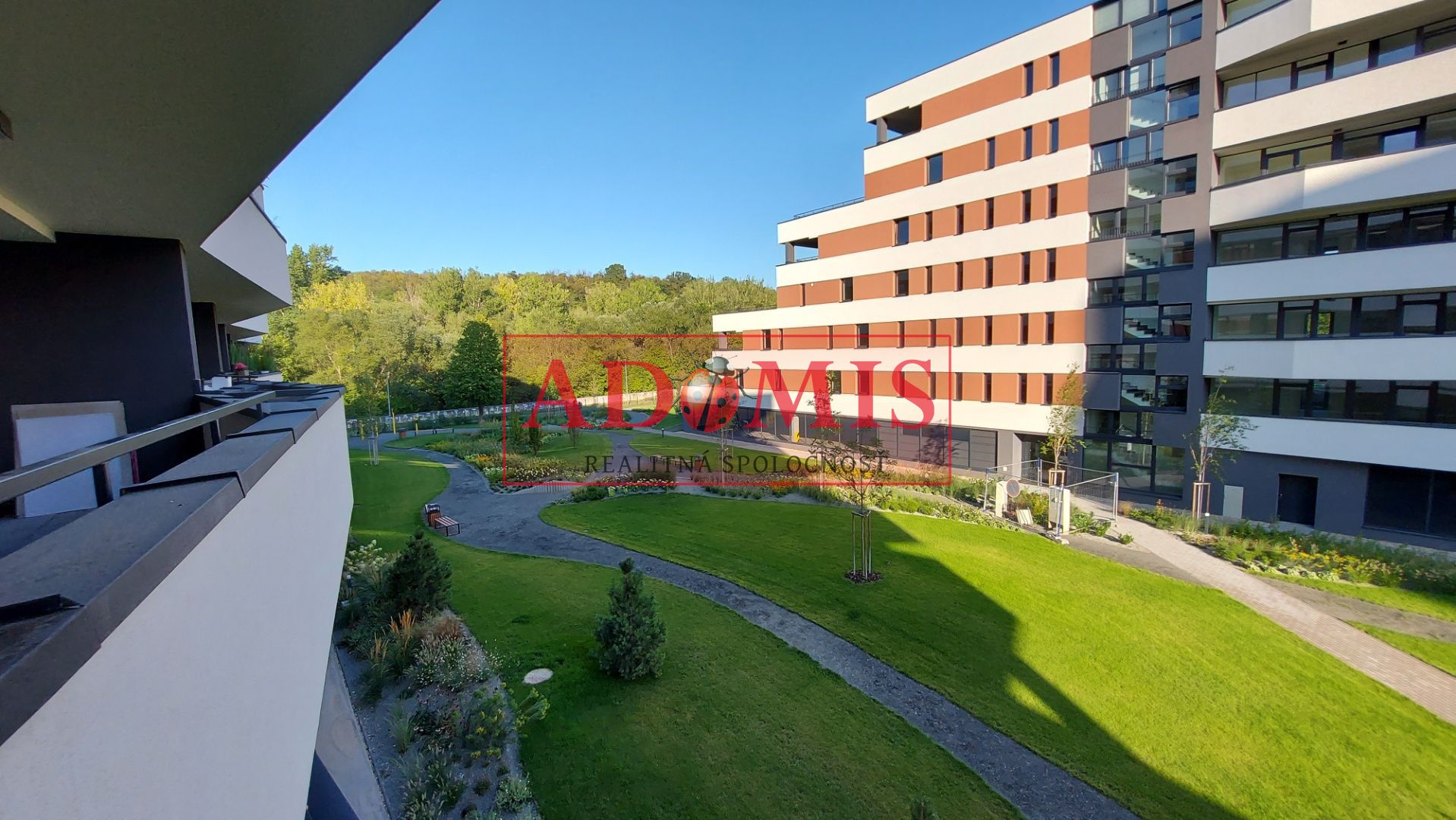 na prenájom bezbariérový byt 2+1, LAGO,Nad Jazerom Košice 78,5 m2, parking