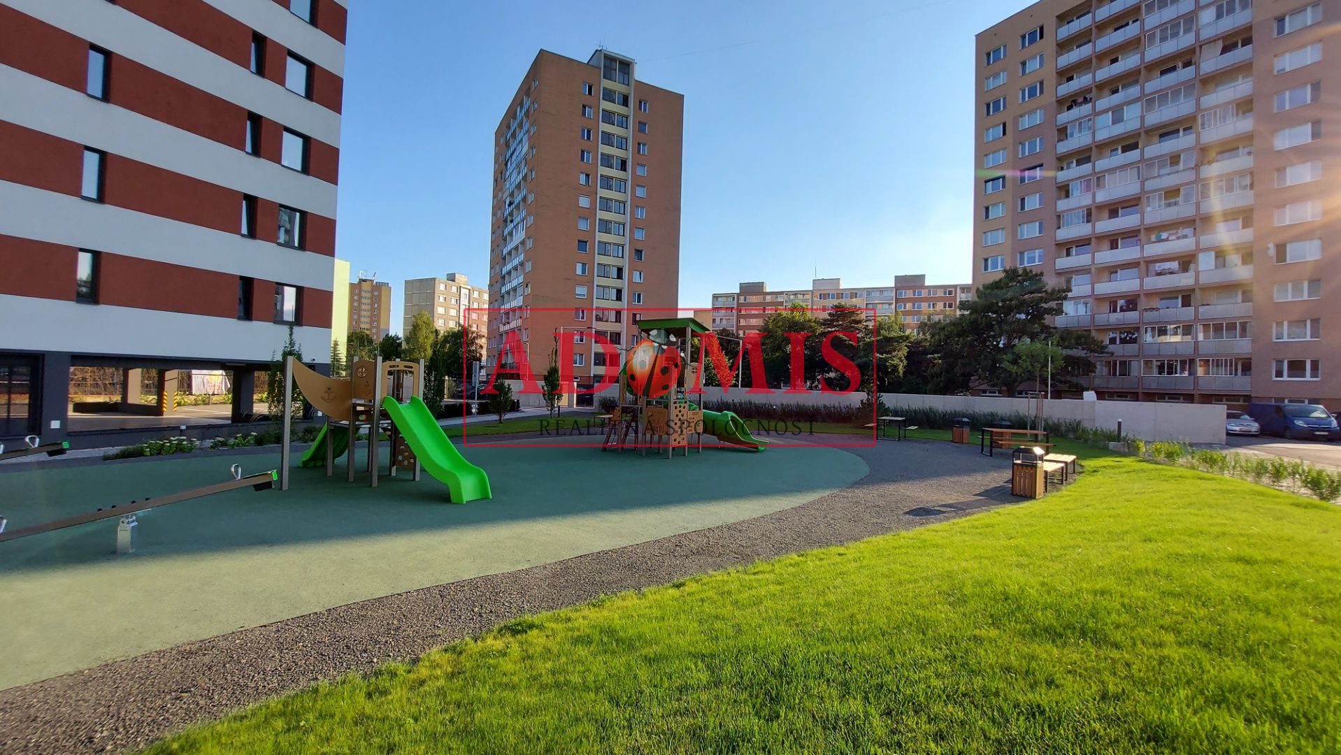 na prenájom bezbariérový byt 2+1, LAGO,Nad Jazerom Košice 78,5 m2, parking
