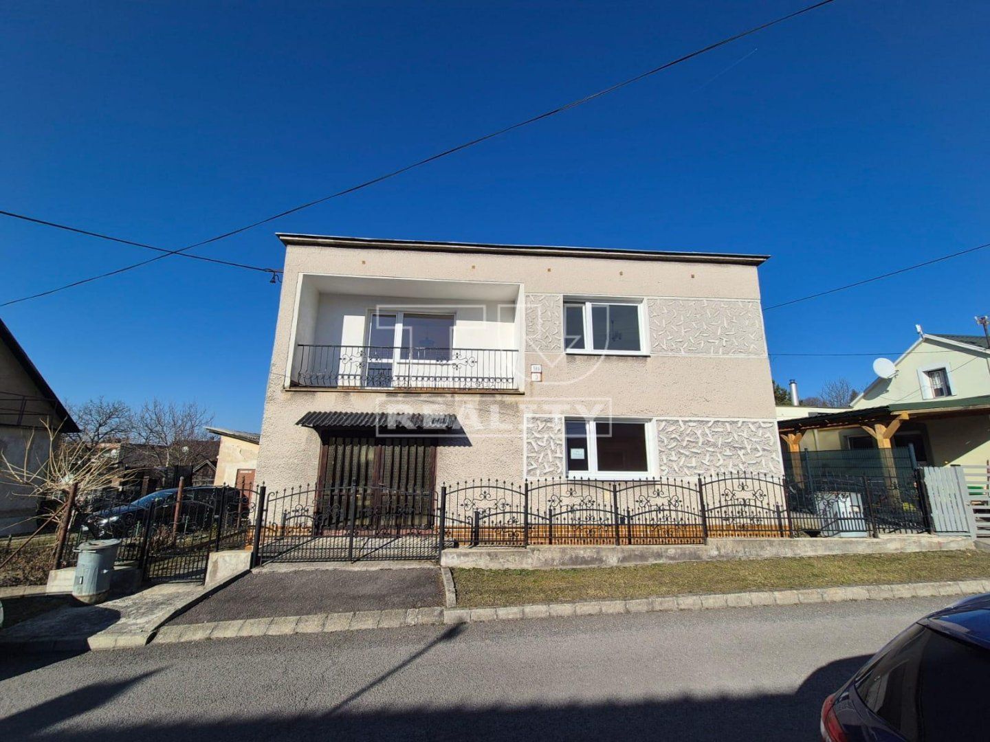 5 izbový RD v Handlovej - tichá lokalita