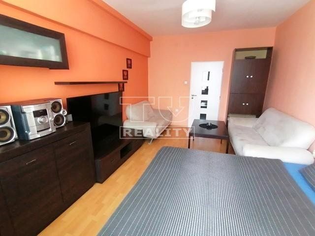 NA PREDAJ PEKNÝ 2-IZBOVÝ BYT V NOVEJ DUBNICI 64M2 PLUS PIVNICA 12,8M2