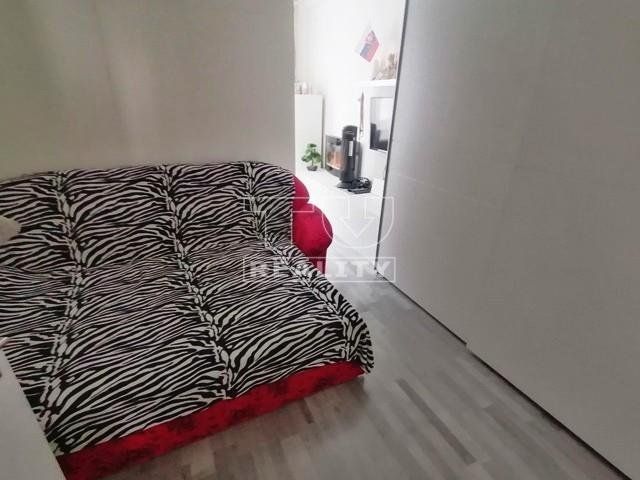 NA PREDAJ PEKNÝ 2-IZBOVÝ BYT V NOVEJ DUBNICI 64M2 PLUS PIVNICA 12,8M2