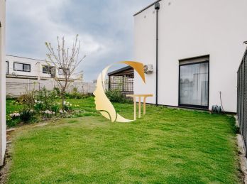 GODDESS PROPERTY - exkluzívne - PREDAJ - 5 IZBOVÝ rodinný dom - 110 m2 - s TERASOU a úžitkovou ZÁHRADOU - ROVINKA