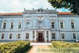 Štvorizbový rodinný dom v Mojmírovciach – ideálne spojenie vidieka a blízkosti mesta
