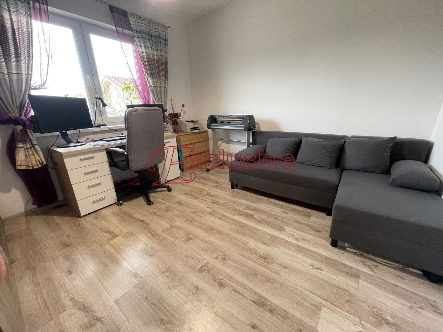 Novostavba 4 izbového bungalovu v kľudnej časti obce