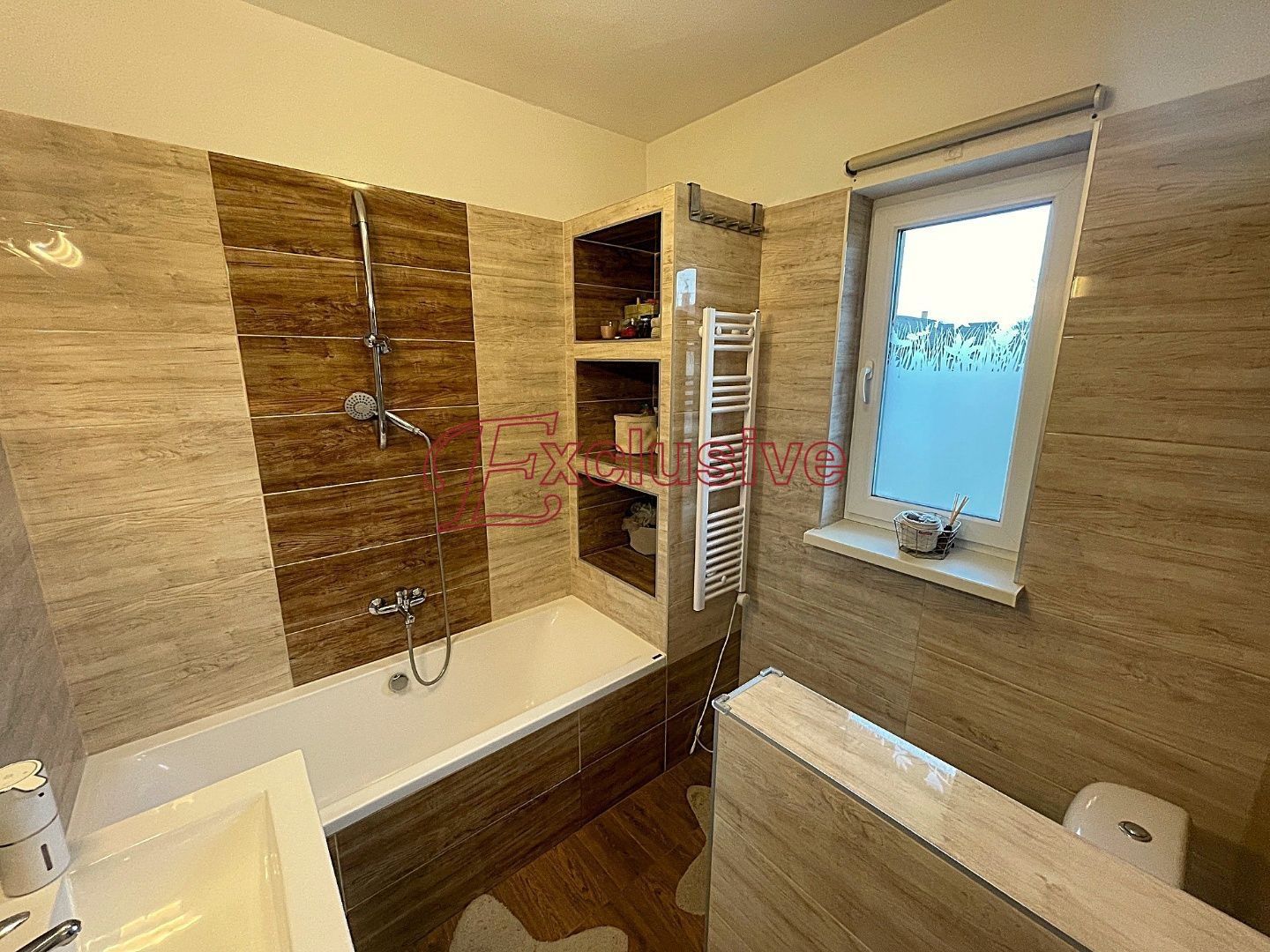 Novostavba 4 izbového bungalovu v kľudnej časti obce