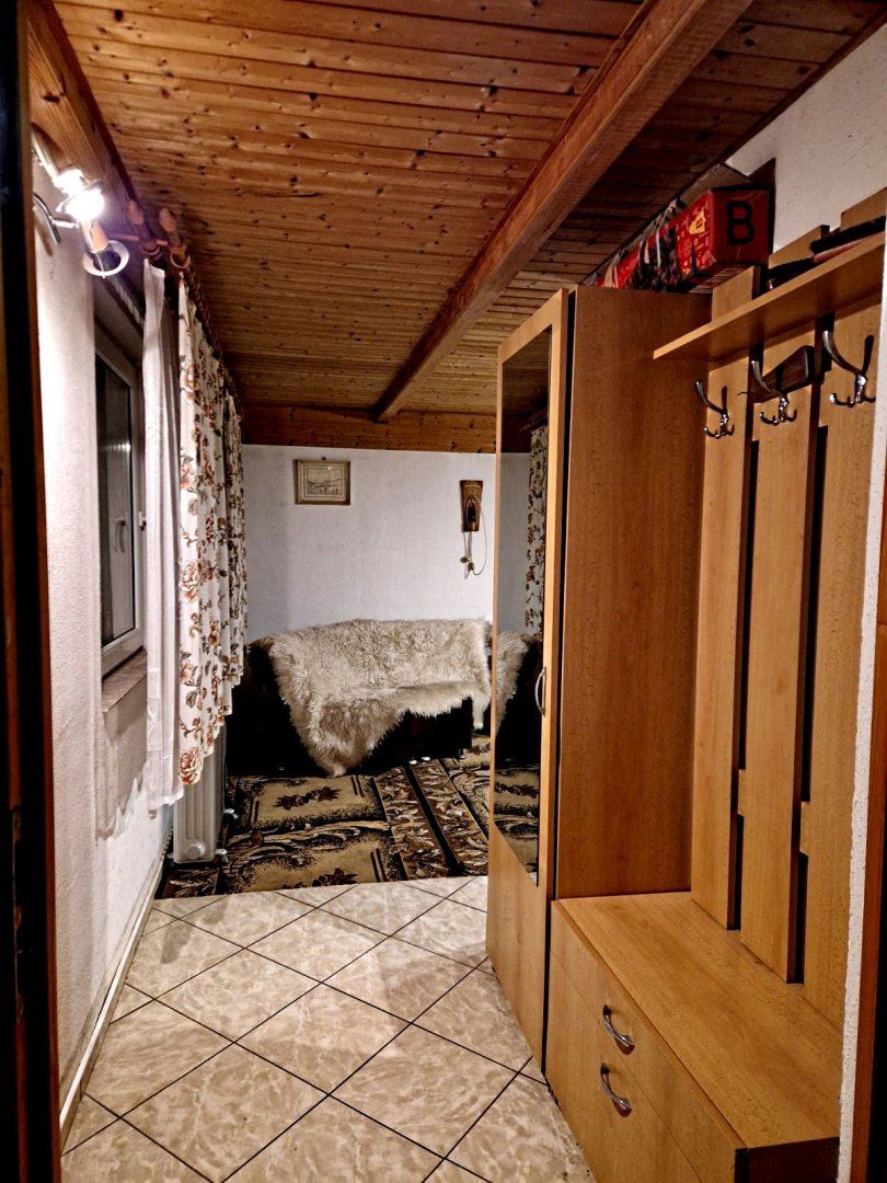 Na predaj trojizbový dom  pod Jasovskou skalou