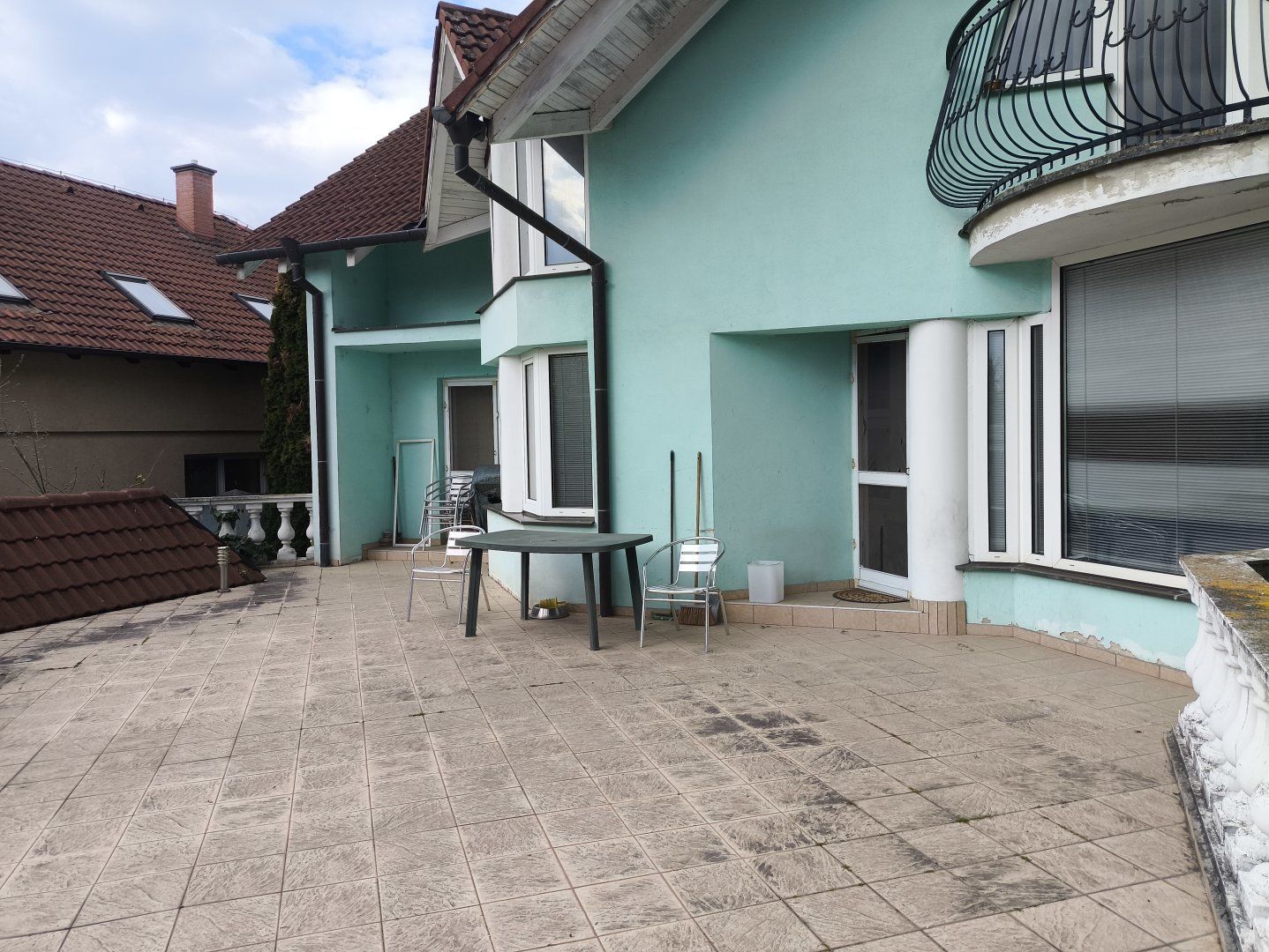 EXKLUZÍVNE LEN U NÁS! - Veľký rodinný dom - Dunajská Streda
