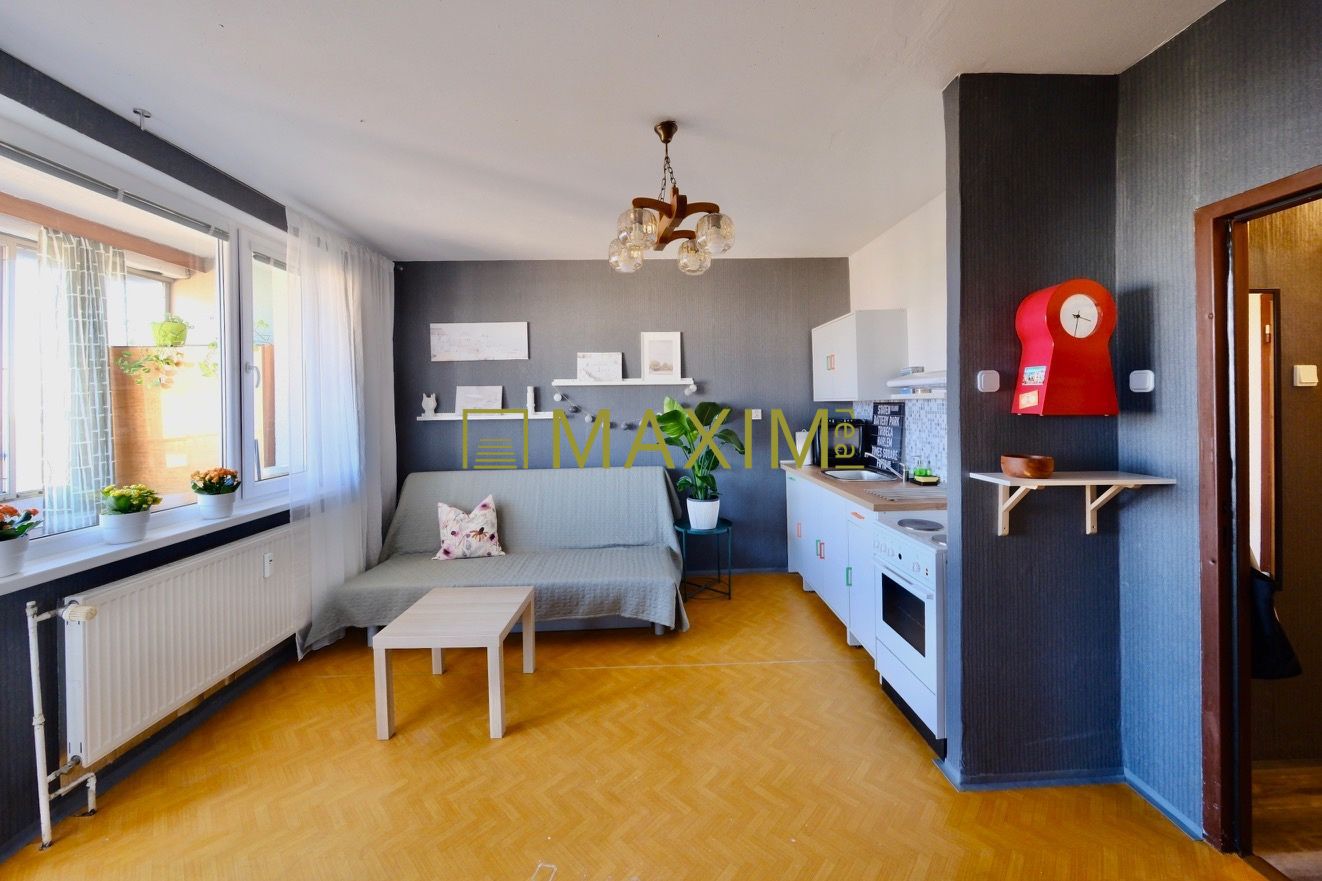 Prenájom Iný Iný-Prenájom-Bratislava - mestská časť Petržalka-690.00 €