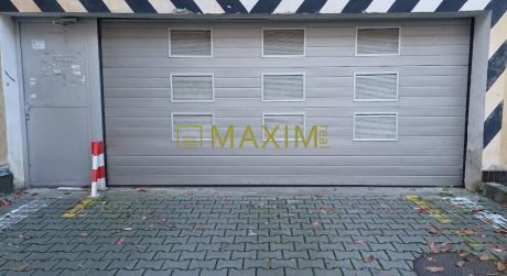 PREDAJ - Garážový box v garážovom dome na ulici Ľ. Fullu