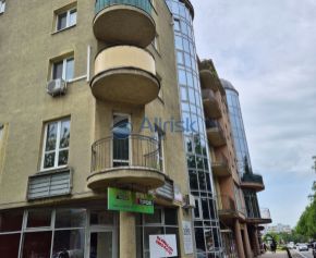 Obchodné priestory pre Vaše podnikanie na predaj v centre Galanty!