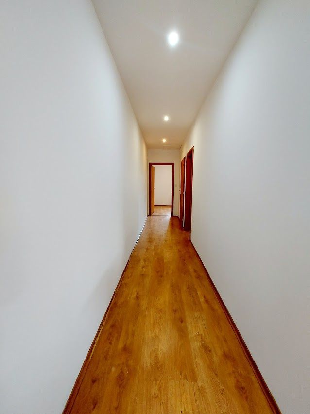 REZERVOVANE 3 izbový jednopodlažný Rodinný dom (časť dvojdomu), na slnečnom rovinatom pozemku