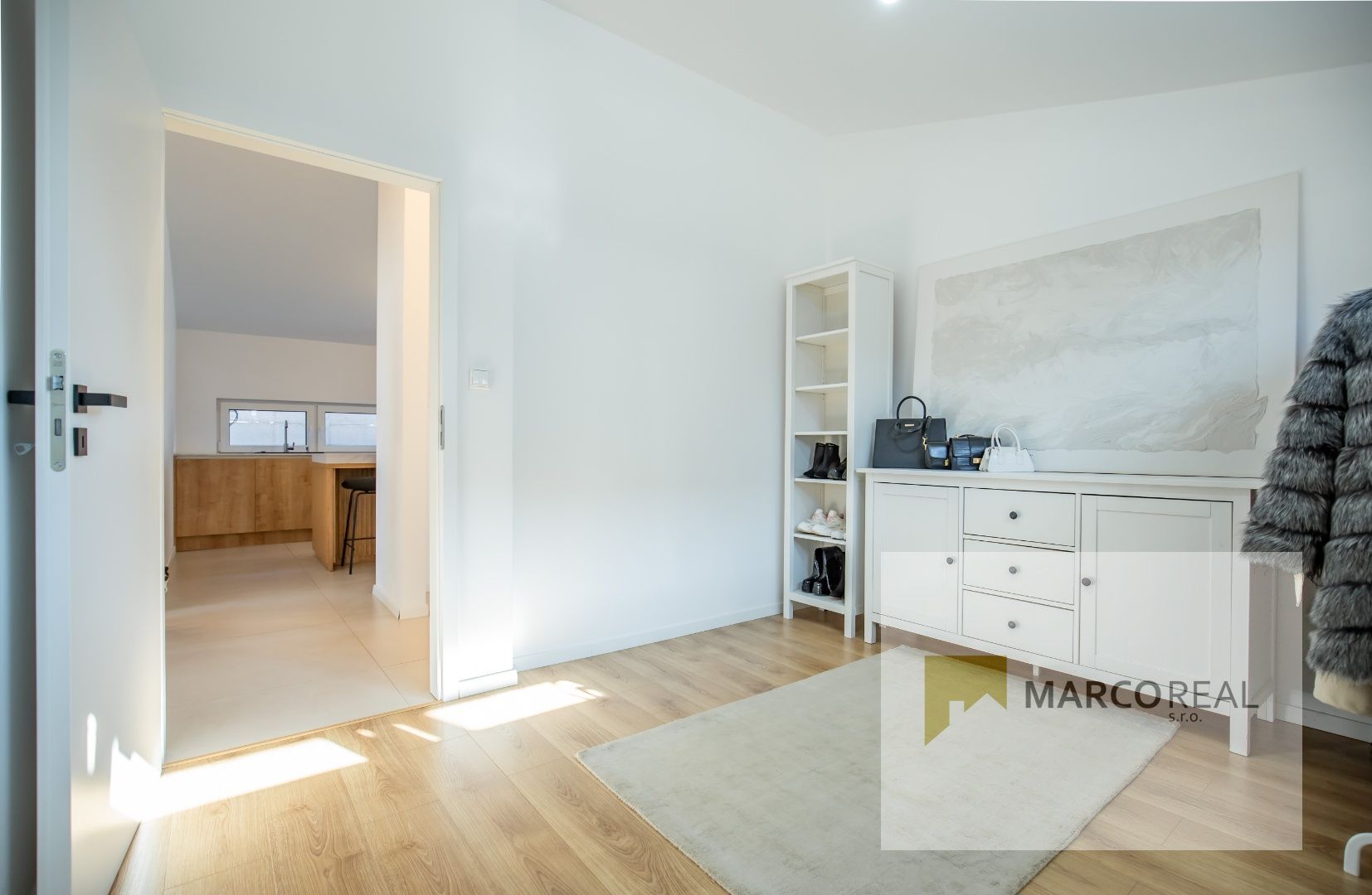 4-izb. NOVOSTAVBA RD v obci ŽLKOVCE kúsok od Trnavy, pozemok o výmere 844 m2, klimatizácia