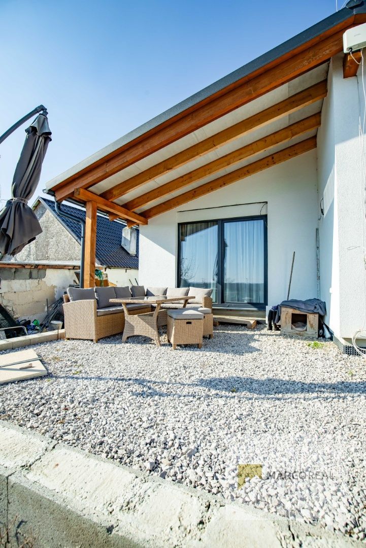 4-izb. NOVOSTAVBA RD v obci ŽLKOVCE kúsok od Trnavy, pozemok o výmere 844 m2, klimatizácia