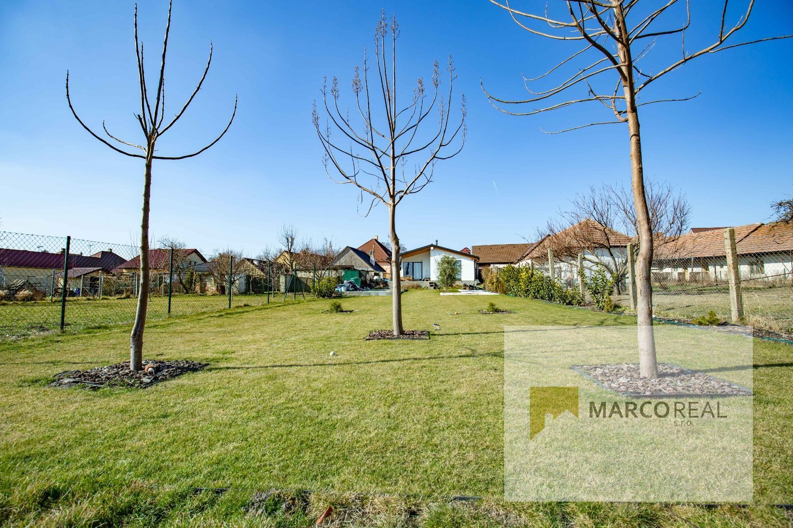 4-izb. NOVOSTAVBA RD v obci ŽLKOVCE kúsok od Trnavy, pozemok o výmere 844 m2, klimatizácia