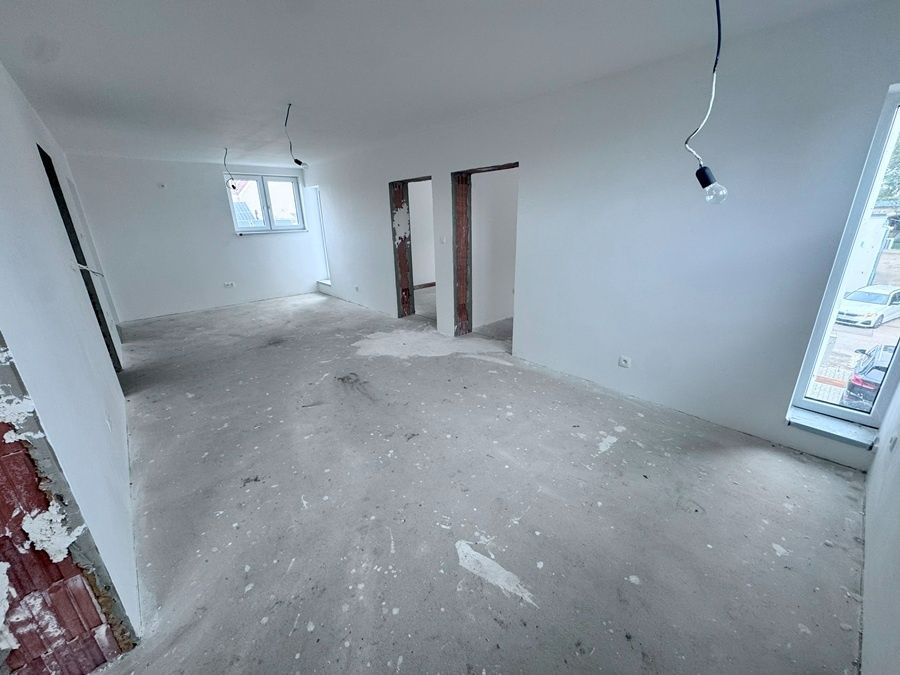 Predaj Iný Iný-Predaj-Bratislava - mestská časť Ružinov-328800.00 €