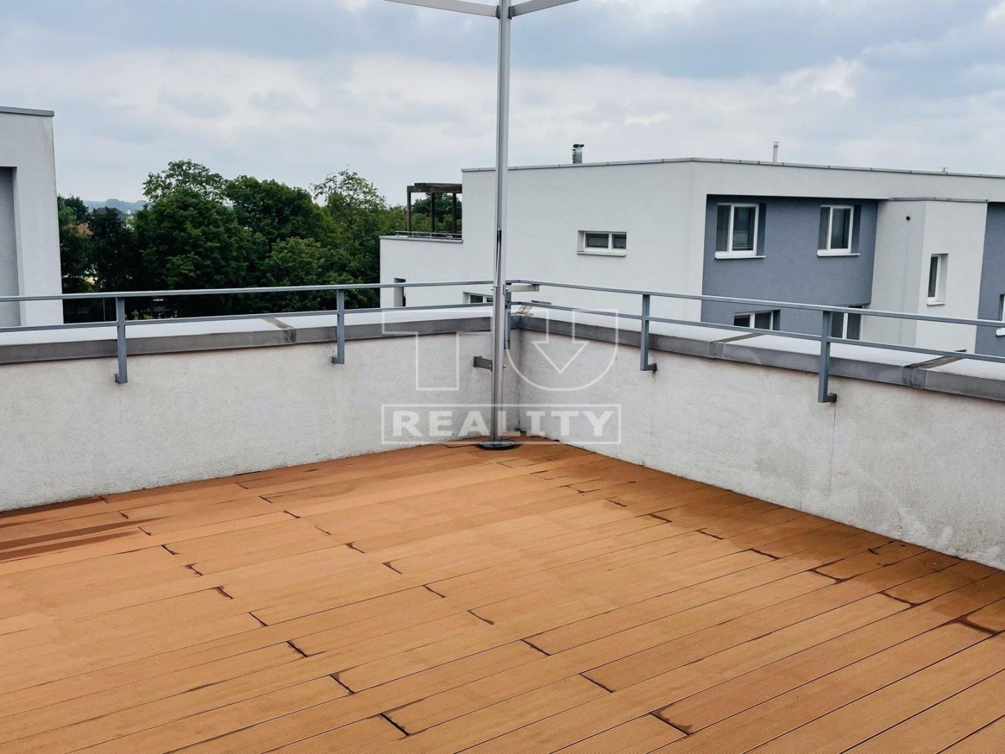 Exkluzívny 2.izbový byt vo viladomoch v Dunajskej Lužnej,62m2
