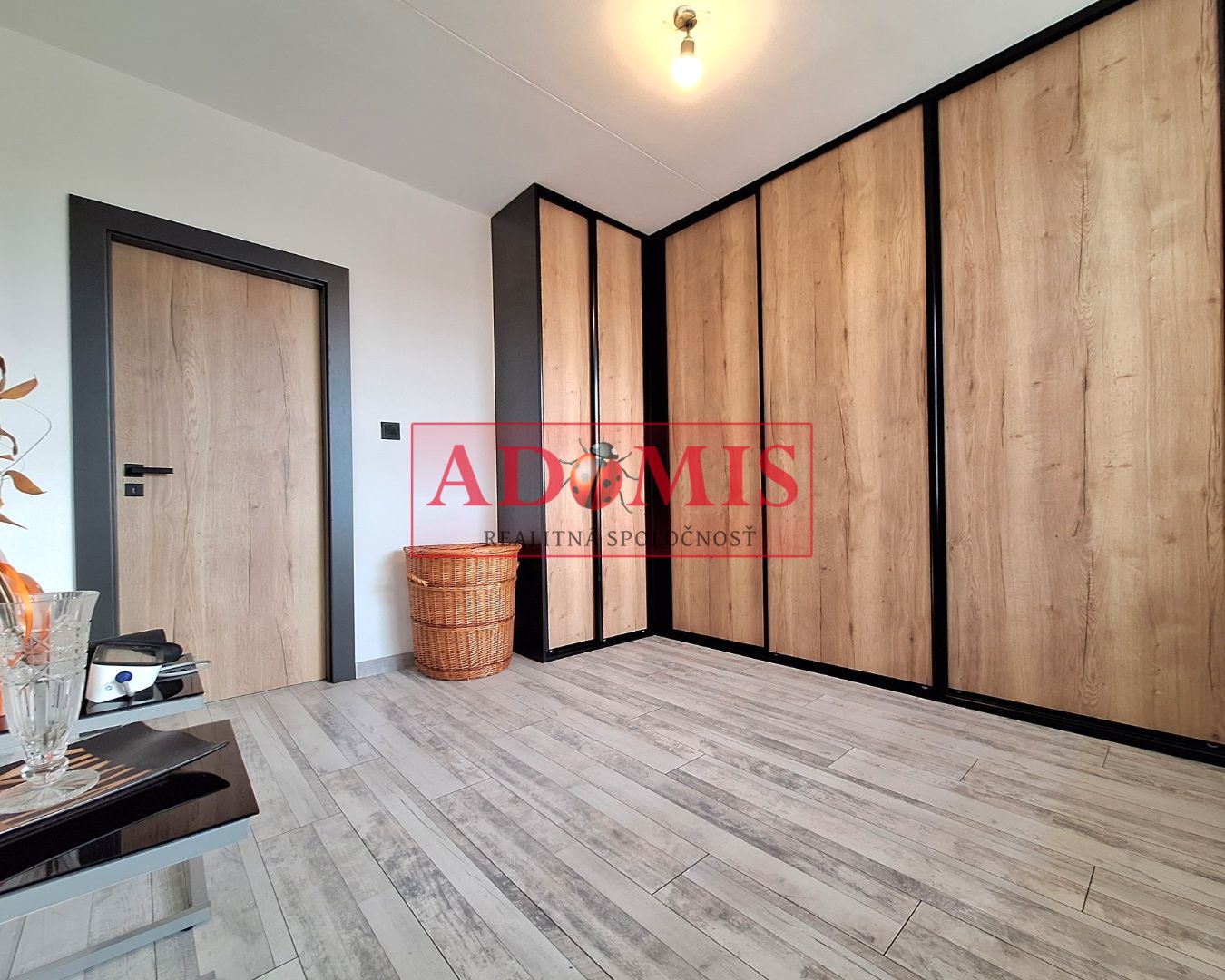 ADOMIS - 3-izb bezbariérový byt, loggia 71m2, rekonštrukcia, Muškátová ulica, Košice Západ