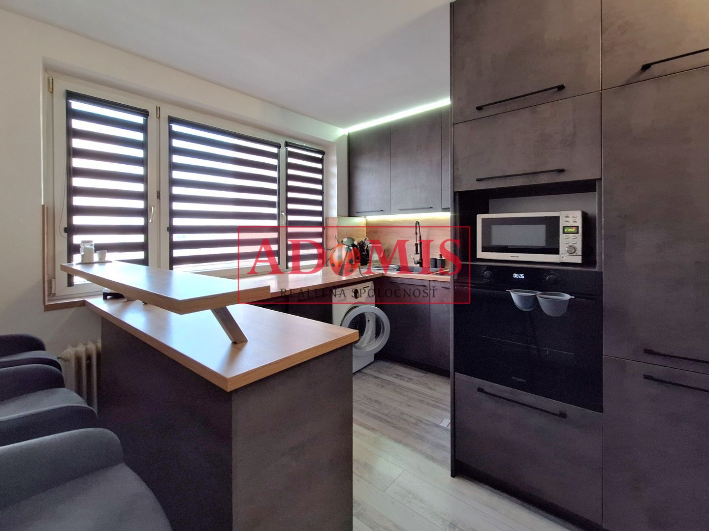 ADOMIS - 3-izb bezbariérový byt, loggia 71m2, rekonštrukcia, Muškátová ulica, Košice Západ
