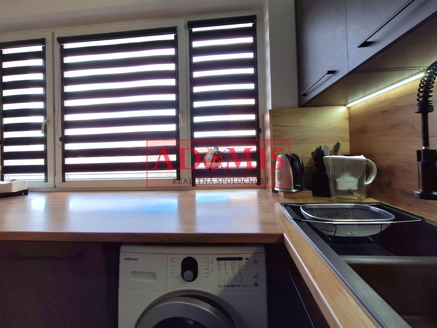 ADOMIS - 3-izb bezbariérový byt, loggia 71m2, rekonštrukcia, Muškátová ulica, Košice Západ