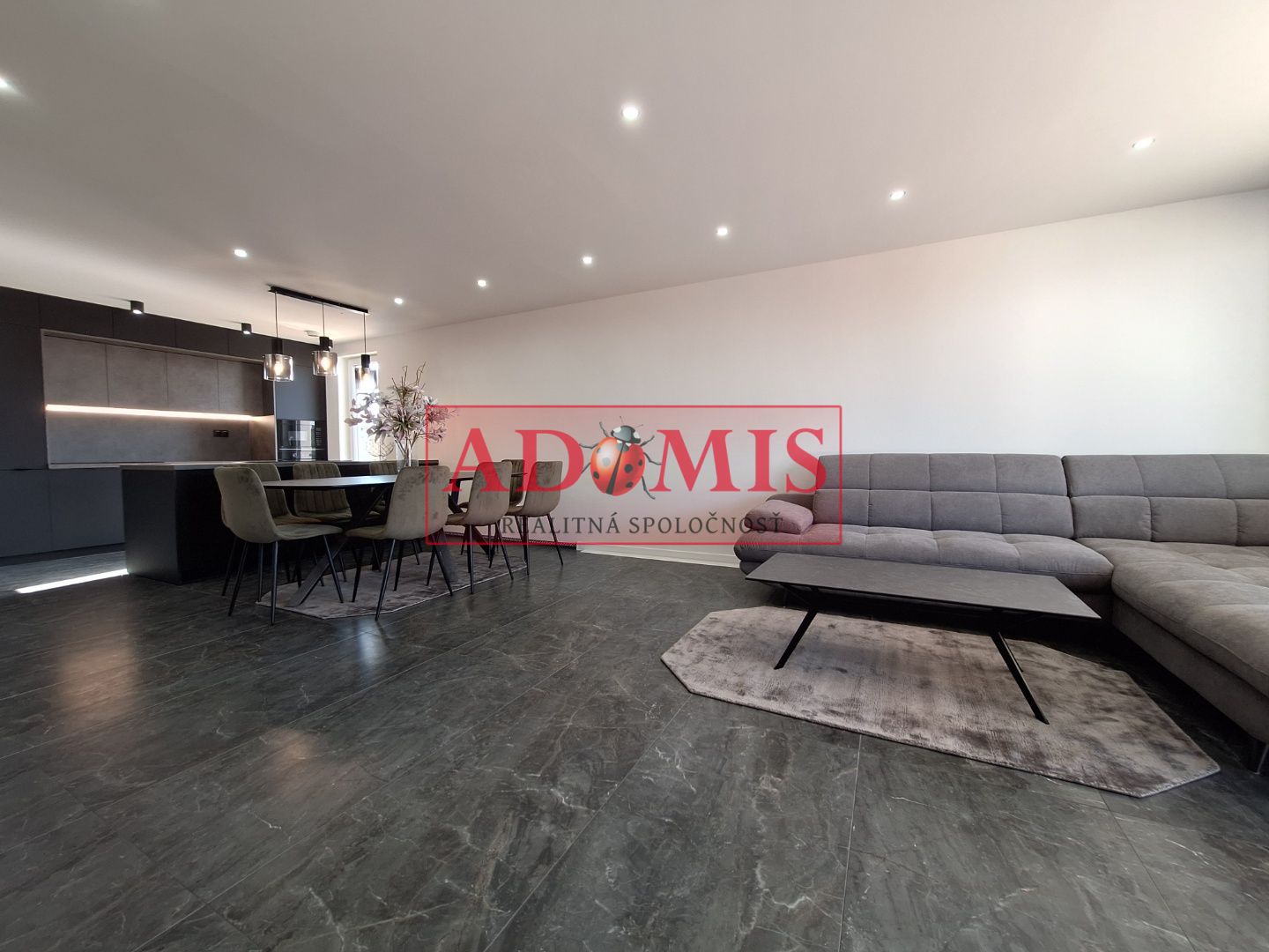 ADOMIS - Predám moderné 5izbové bungalovy 128m2 Vyšná Kamenica,tepelko, len 15min z Košíc.
