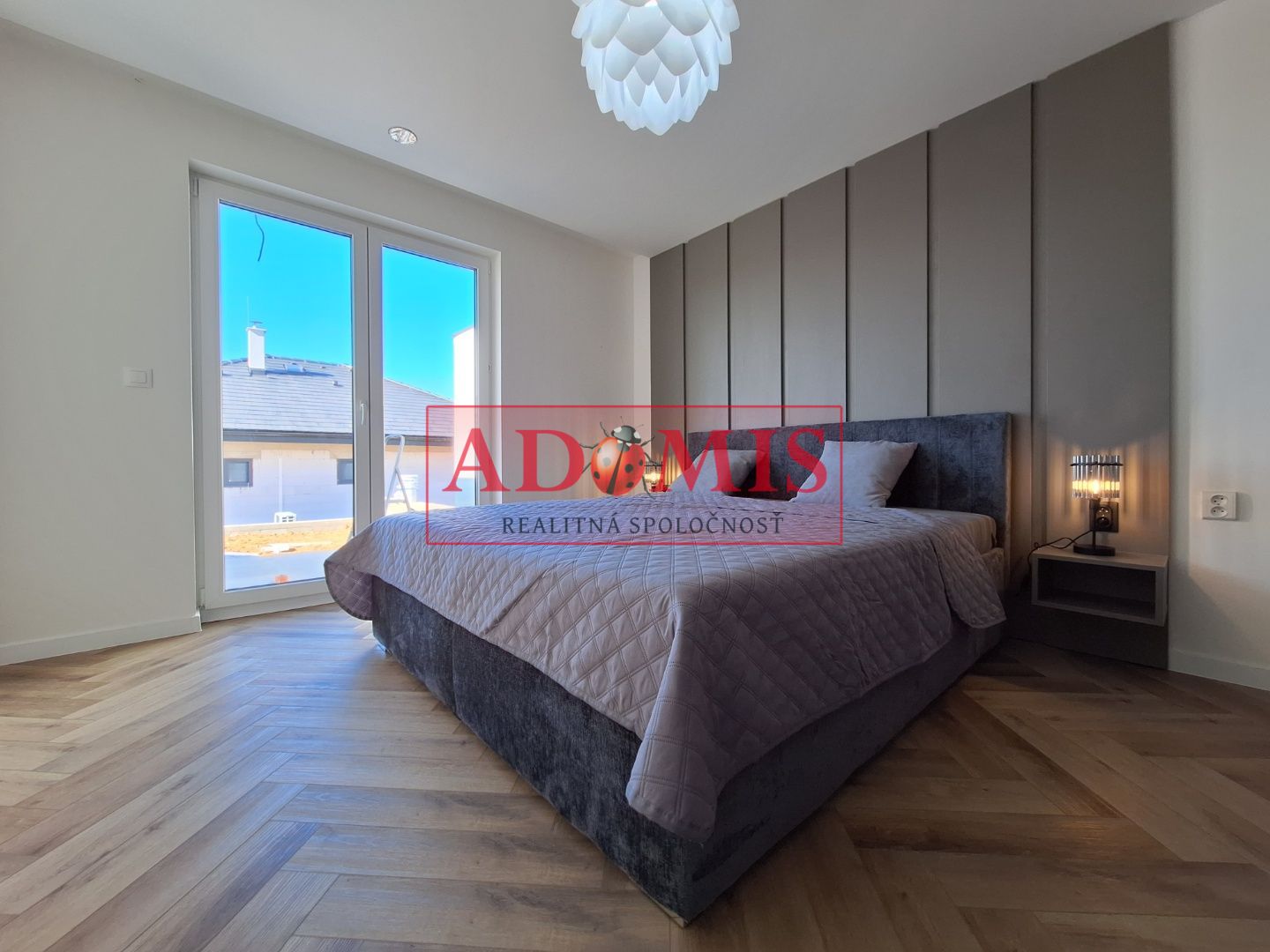 ADOMIS - Predám moderné 5izbové bungalovy 128m2 Vyšná Kamenica,tepelko, len 15min z Košíc.
