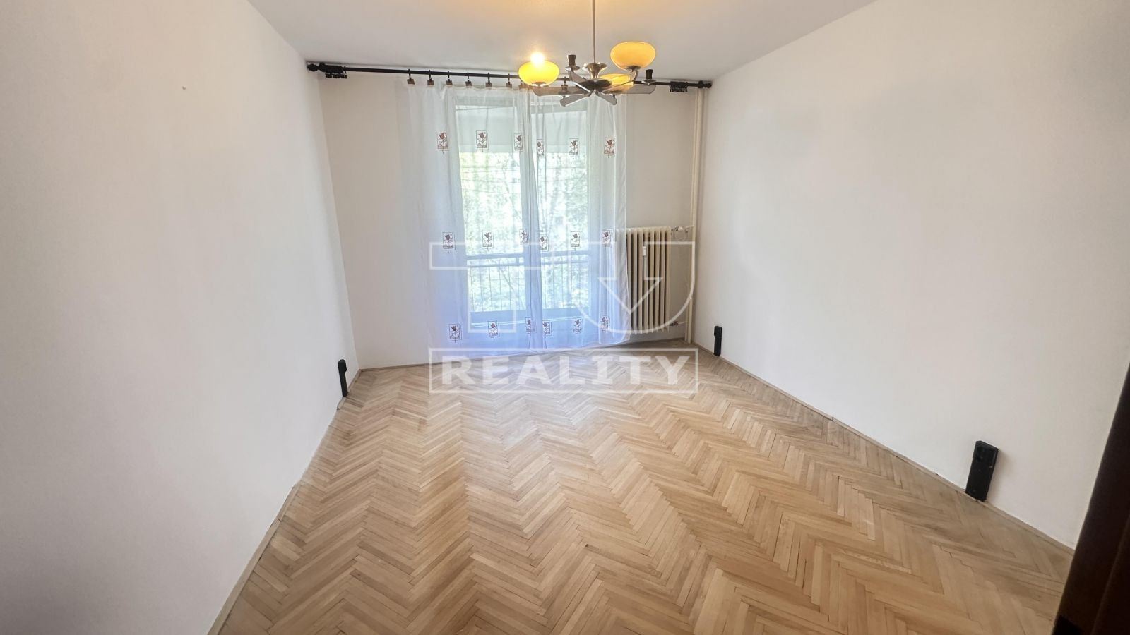 predám 3izbový byt, 2 balkóny, Poprad