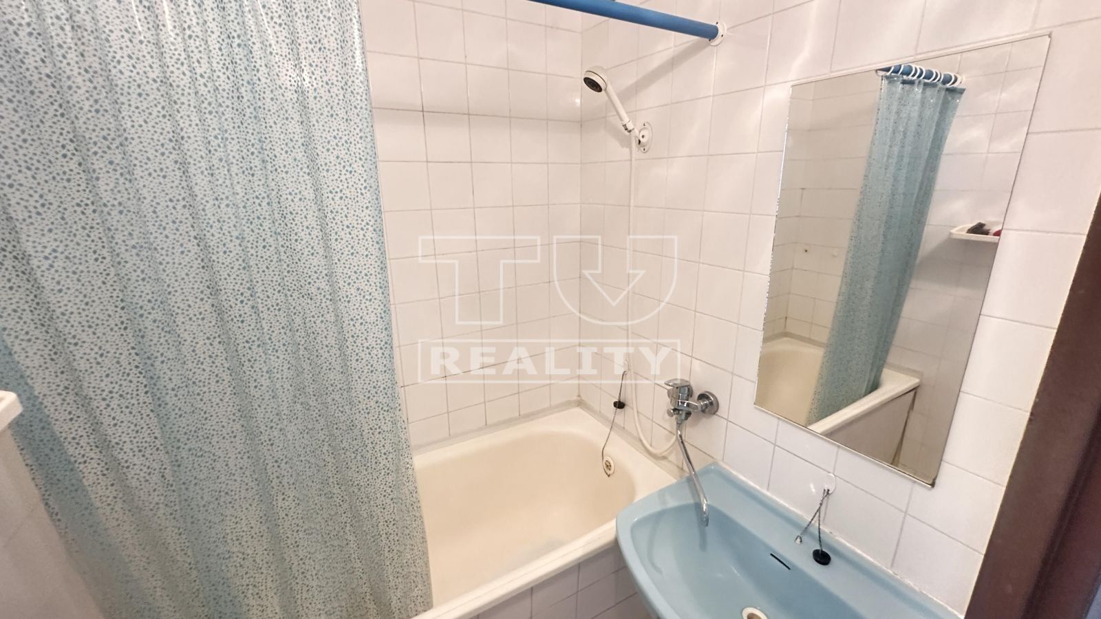 predám 3izbový byt, 2 balkóny, Poprad