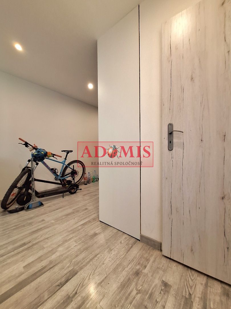 ADOMIS - predám 2-izb tehlový priestranný byt 70m2, balkón, rekonštrukcia, Komenského ulica Košice