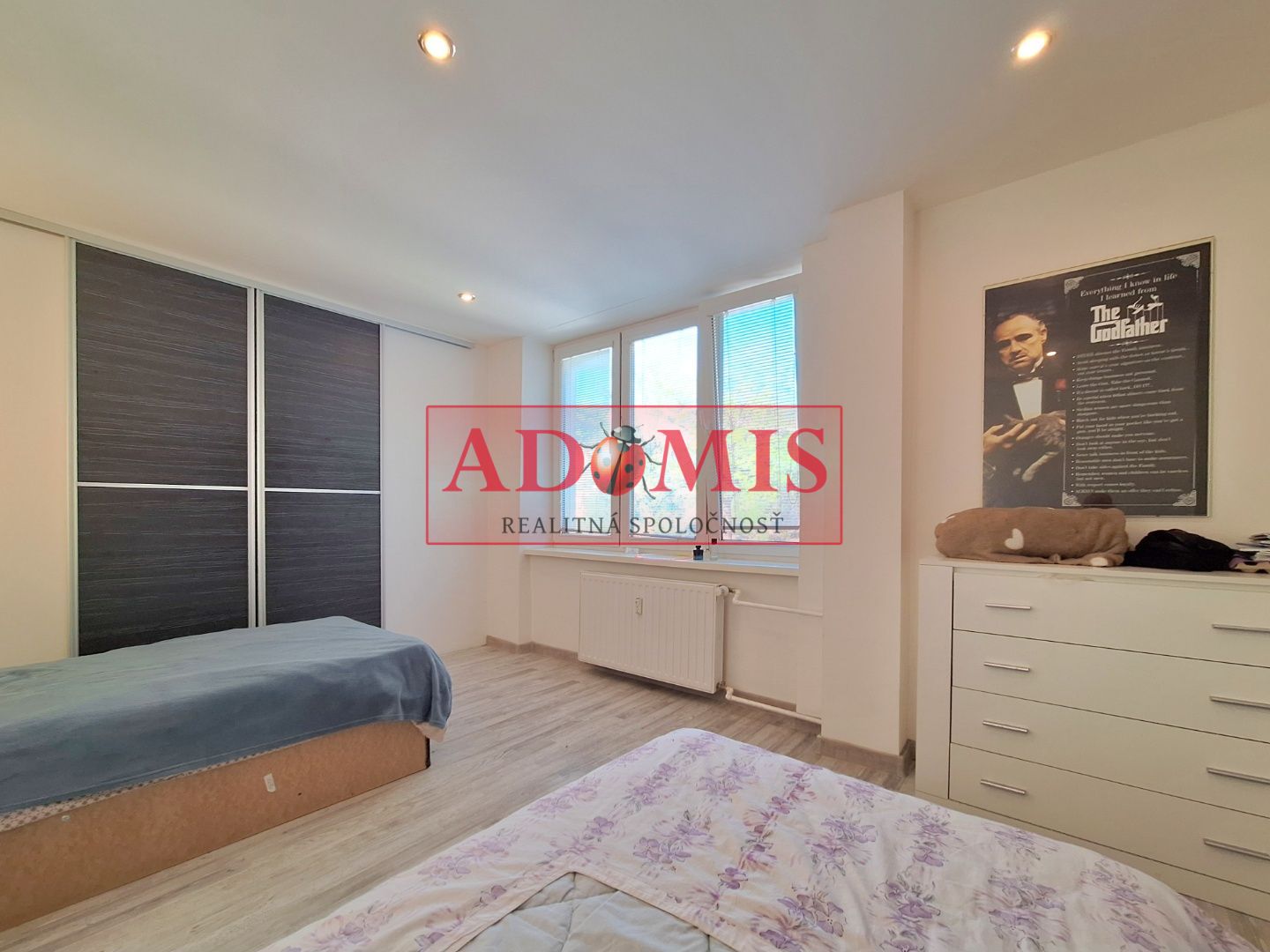ADOMIS - predám 2-izb tehlový priestranný byt 70m2, balkón, rekonštrukcia, Komenského ulica Košice