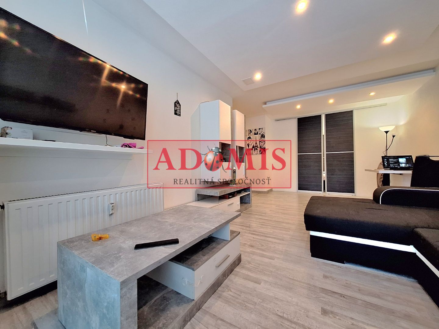 ADOMIS - predám 2-izb tehlový priestranný byt 70m2, balkón, rekonštrukcia, Komenského ulica Košice