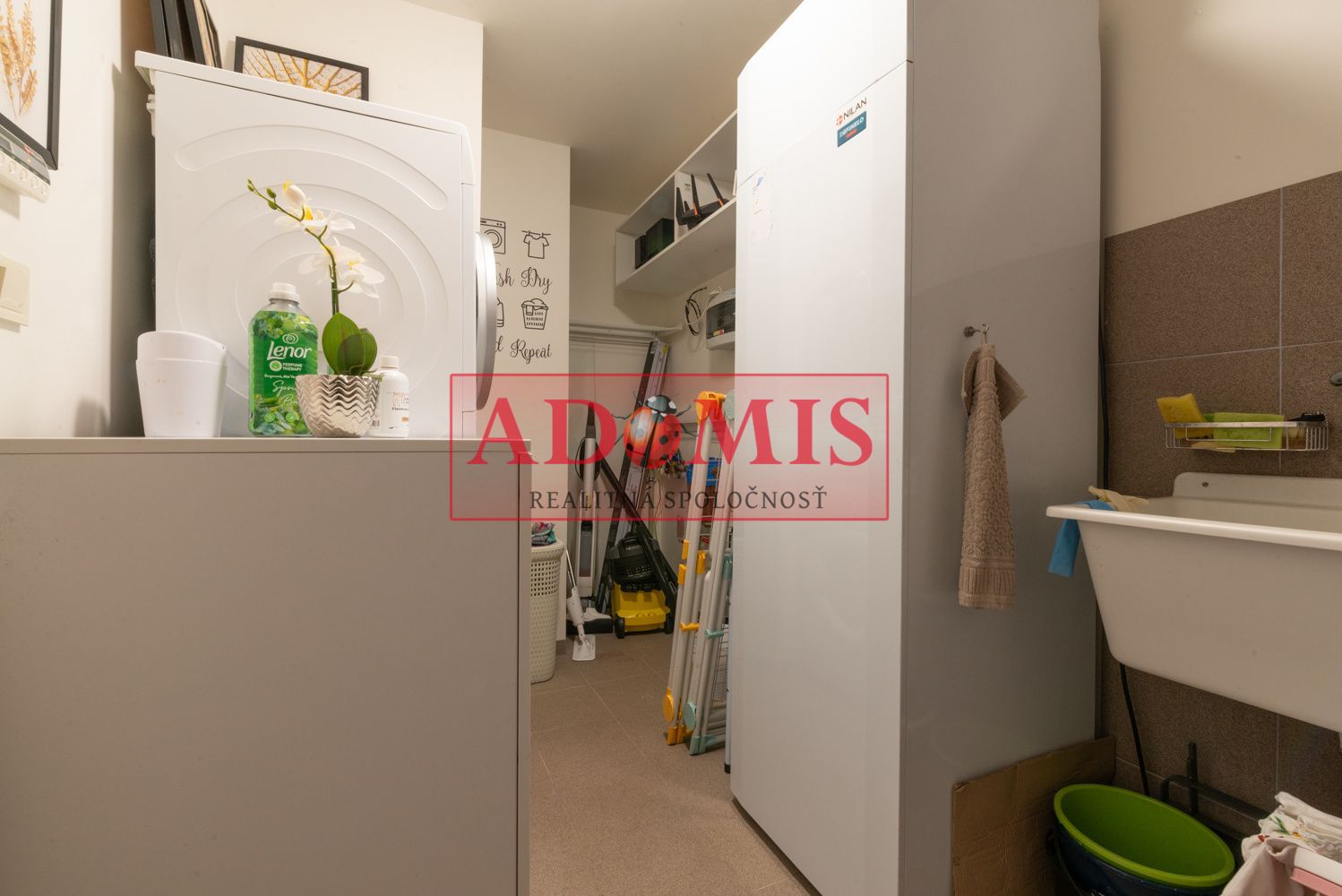 ADOMIS - predám 8-izbový priestraný rodinný dom, úžitková plocha 473 m2, Rulandská ulica, Košice - Krásna, Na Hore