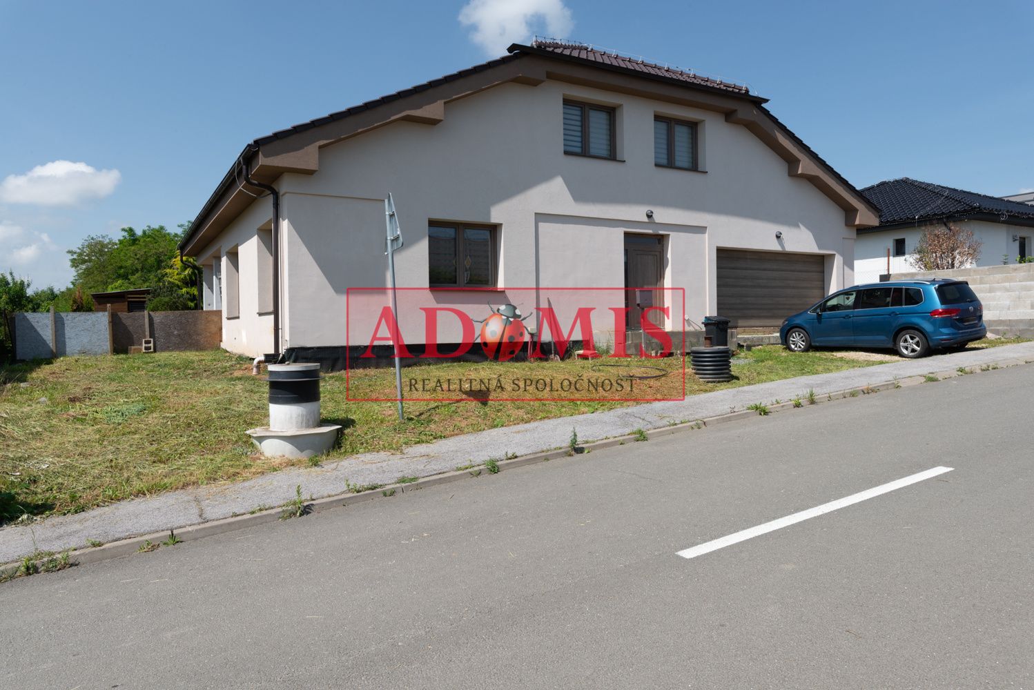 ADOMIS - predám 8-izbový priestraný rodinný dom, úžitková plocha 473 m2, Rulandská ulica, Košice - Krásna, Na Hore