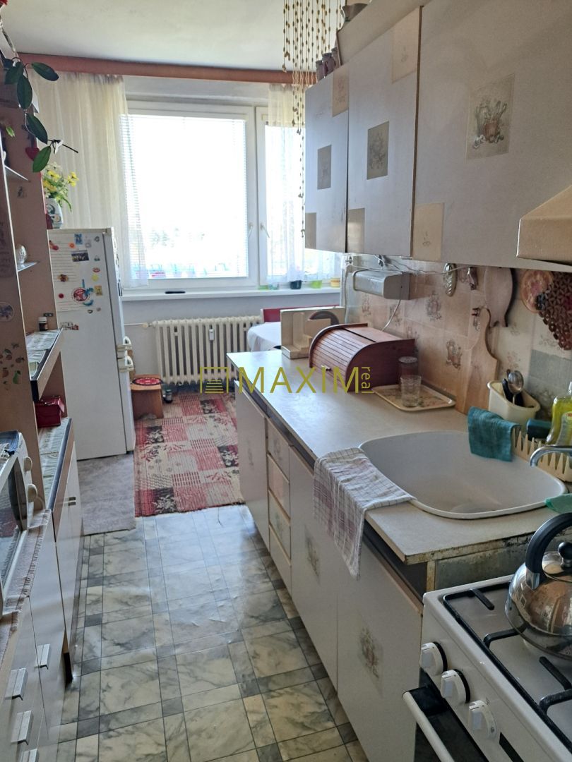 2 izbový byt na Chrenovej 1, Trieda Andreja Hlinku