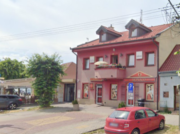 Praktická kancelária v centre Senca