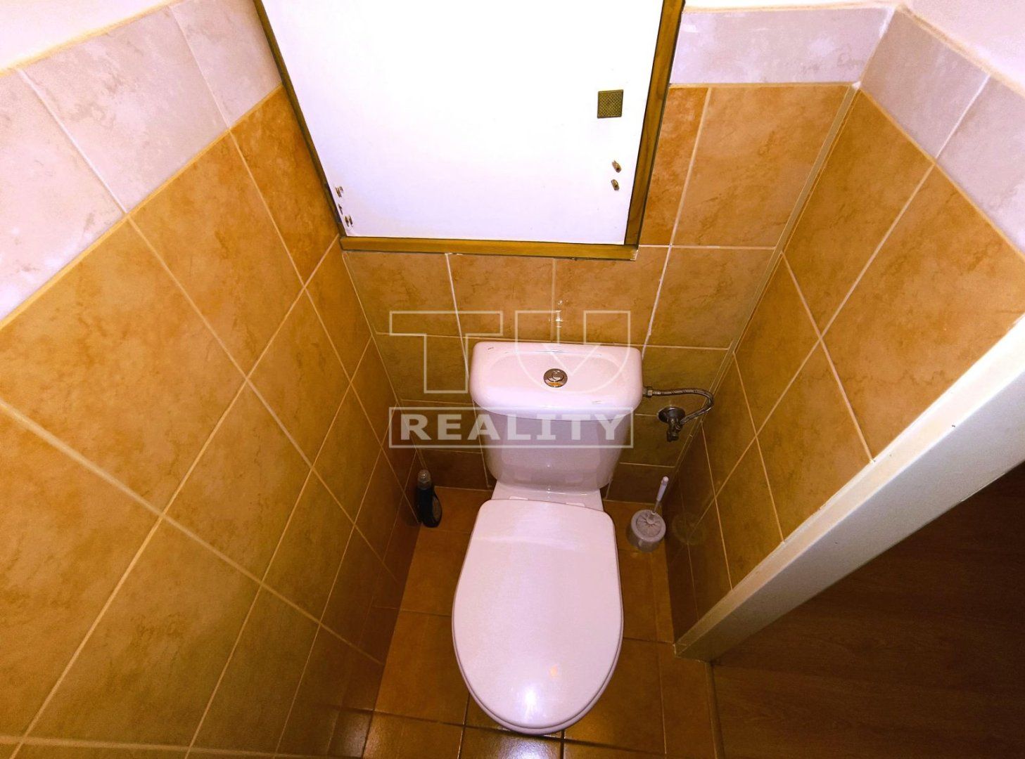 Byt 2 izbový s lodžiou, centrum mesta Prešov, 65 m2