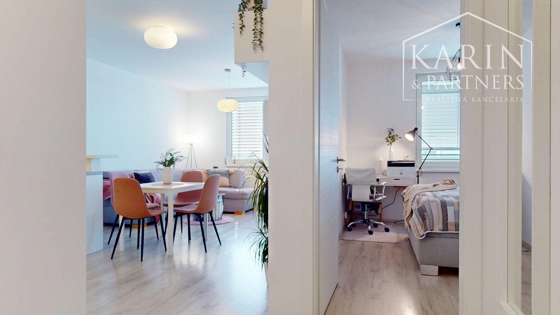 Zariadený 2i. byt | loggia | šatník | parking | Malé Krasňany