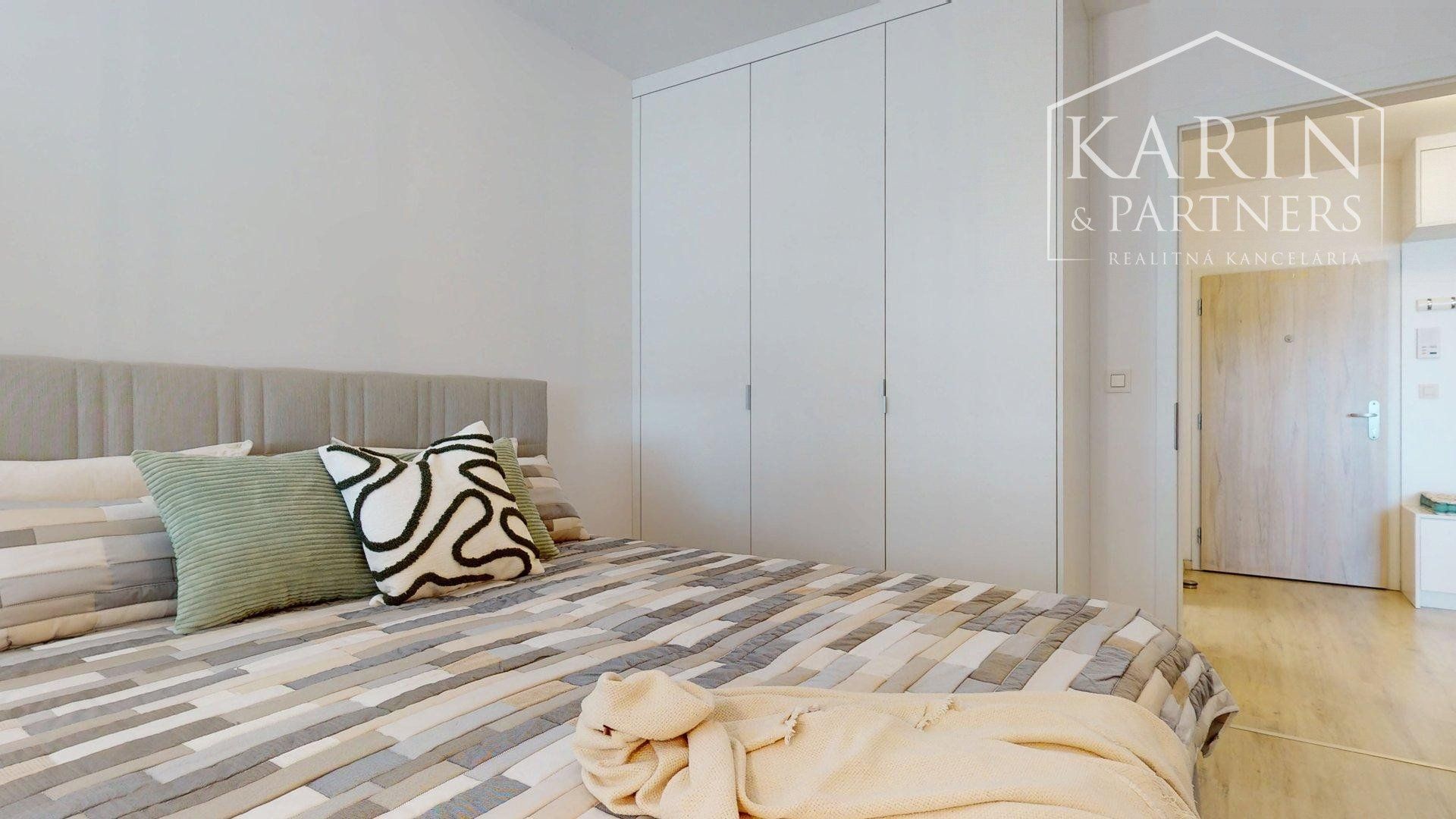 Zariadený 2i. byt | loggia | šatník | parking | Malé Krasňany