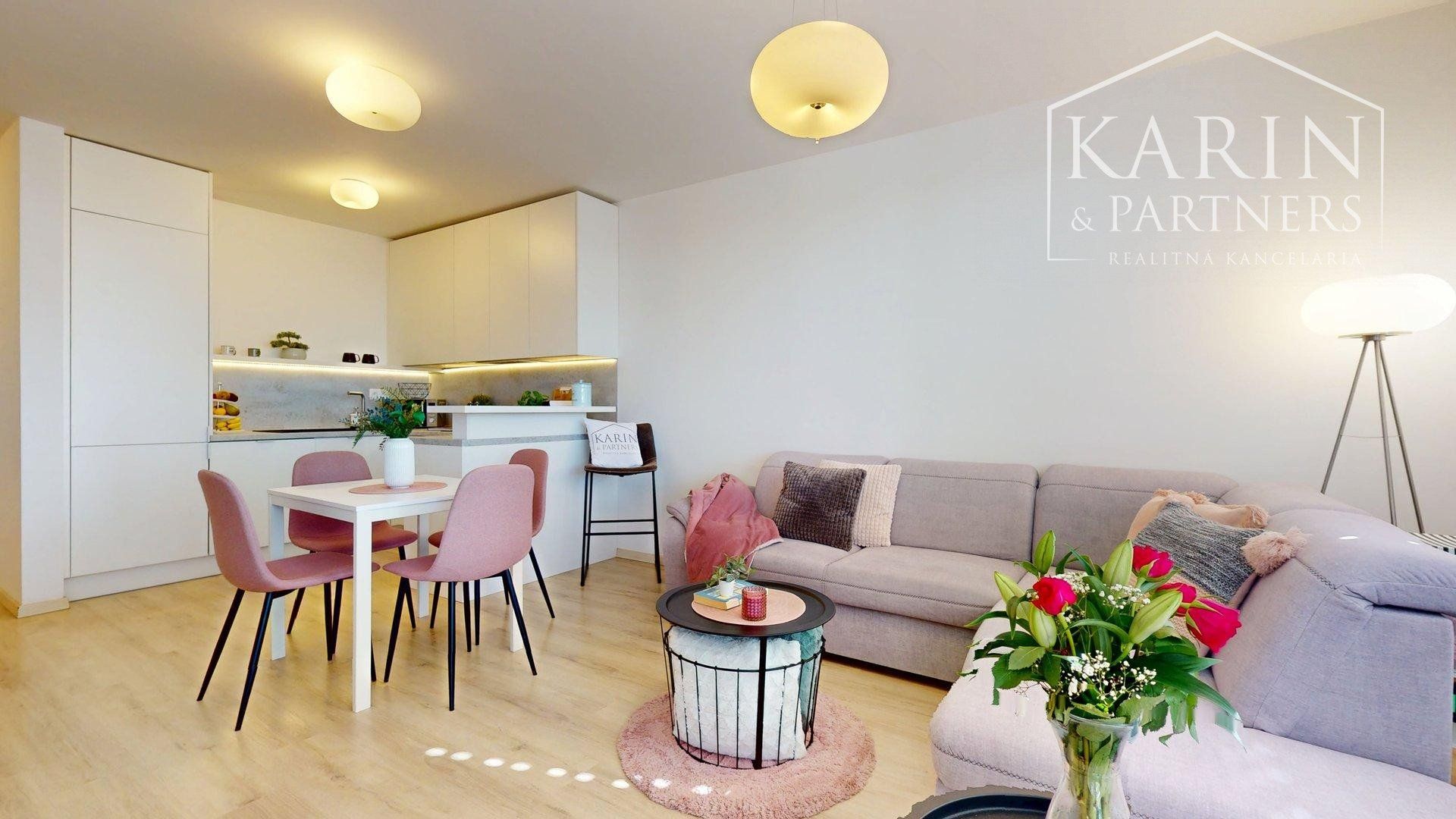 Zariadený 2i. byt | loggia | šatník | parking | Malé Krasňany