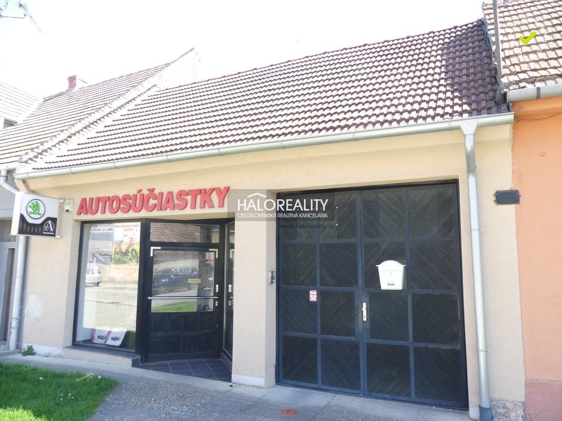 HALO reality - Predaj, rodinný dom Trnava, polyfunkčný objekt s veľkým potenciálom priamo v centre mesta - EXKLUZÍVNE HALO REALITY