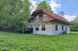 RD 5+1, UP : 110m2, 2342m2, Brezová pod Bradlom, cena : 120.000,-Euro