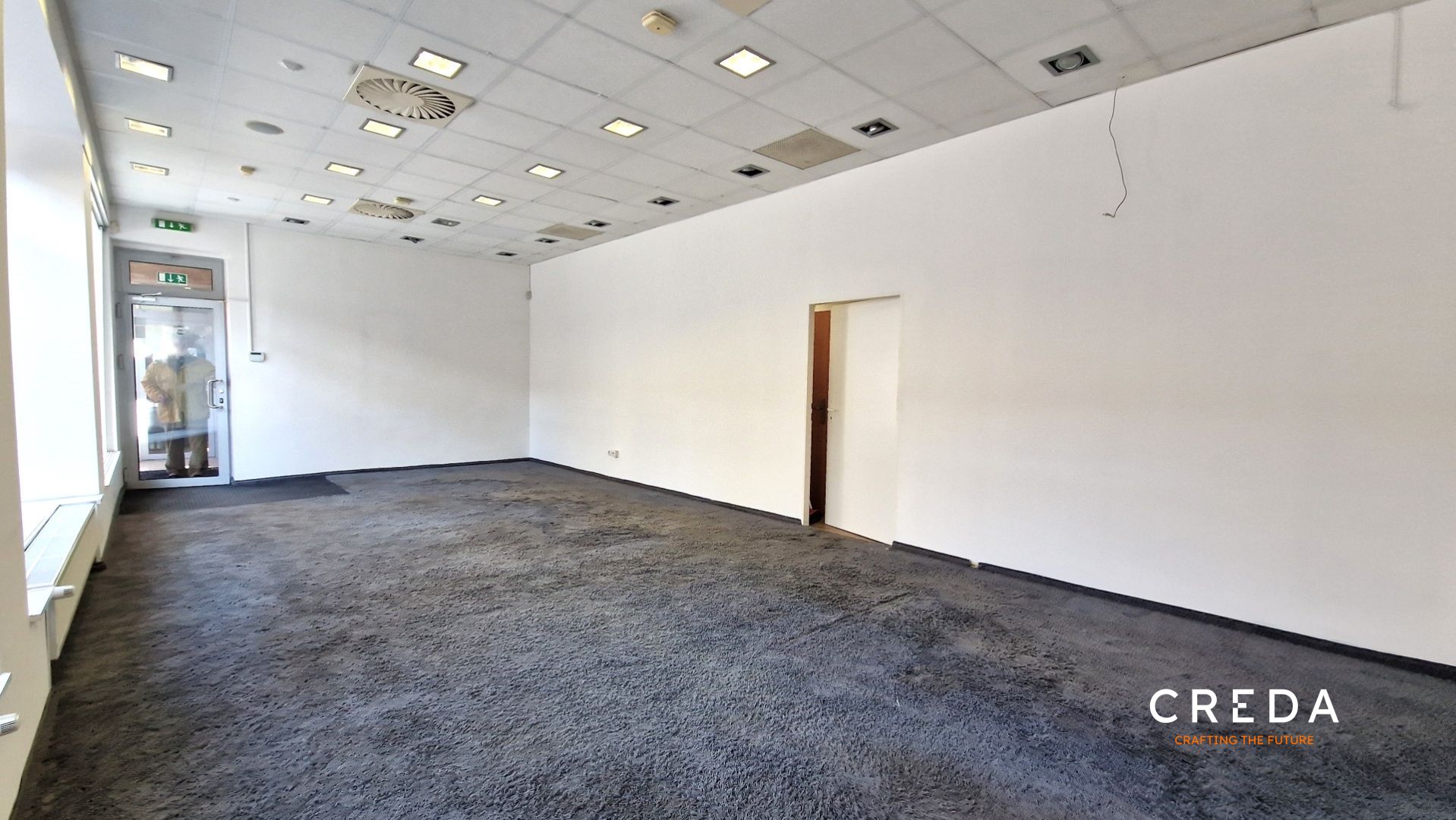 CREDA | prenájom 67 m2 obchodný priestor, Nitra - pešia zóna