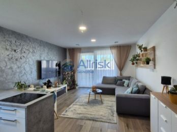 Jedinečná ponuka!!! Moderná novostavba v obľúbenej obci Kráľová nad Váhom na predaj.