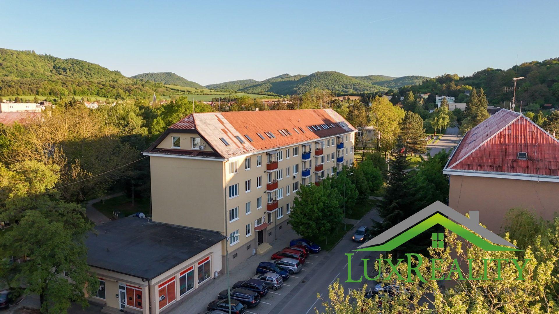 Nová Dubnica – Dizajnový 3-izbový byt s balkónom po kompletnej rekonštrukcii