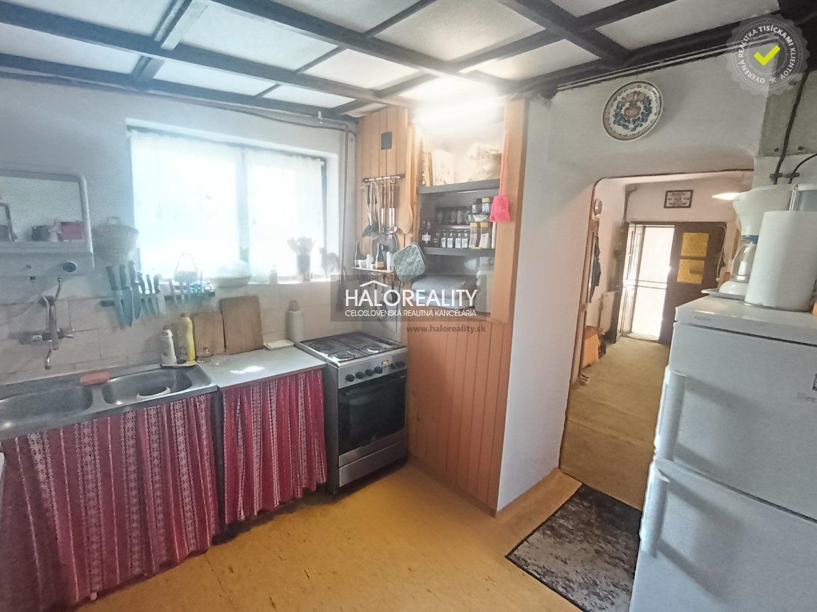 HALO reality - Predaj, rodinný dom Brezová pod Bradlom - EXKLUZÍVNE HALO REALITY