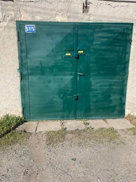 Predaj Garáž Garáž-Predaj-Stupava-25000.00 €