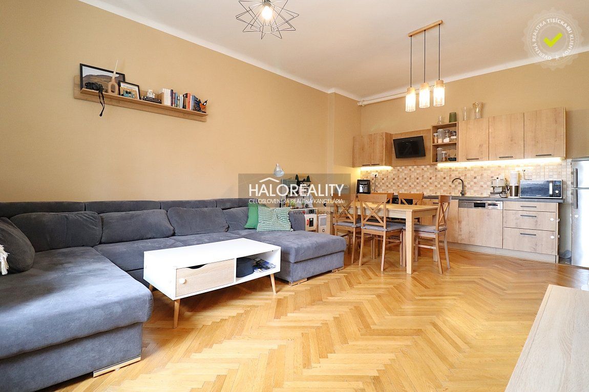 HALO reality - Predaj, trojizbový byt Nové Zámky, kompletná rekonštrukcia, priamo v centre mesta - EXKLUZÍVNE HALO REALITY