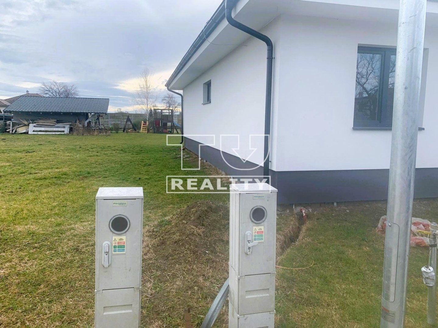 TUreality ponúka na predaj novostavbu 4i rodinného domu 15 min od Detvy s pozemkom 1100 m²