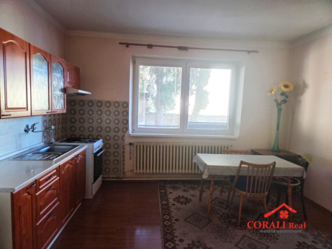 PREDAJ  3i RD, pozemok 702 m2, Ivanka pri Dunaji