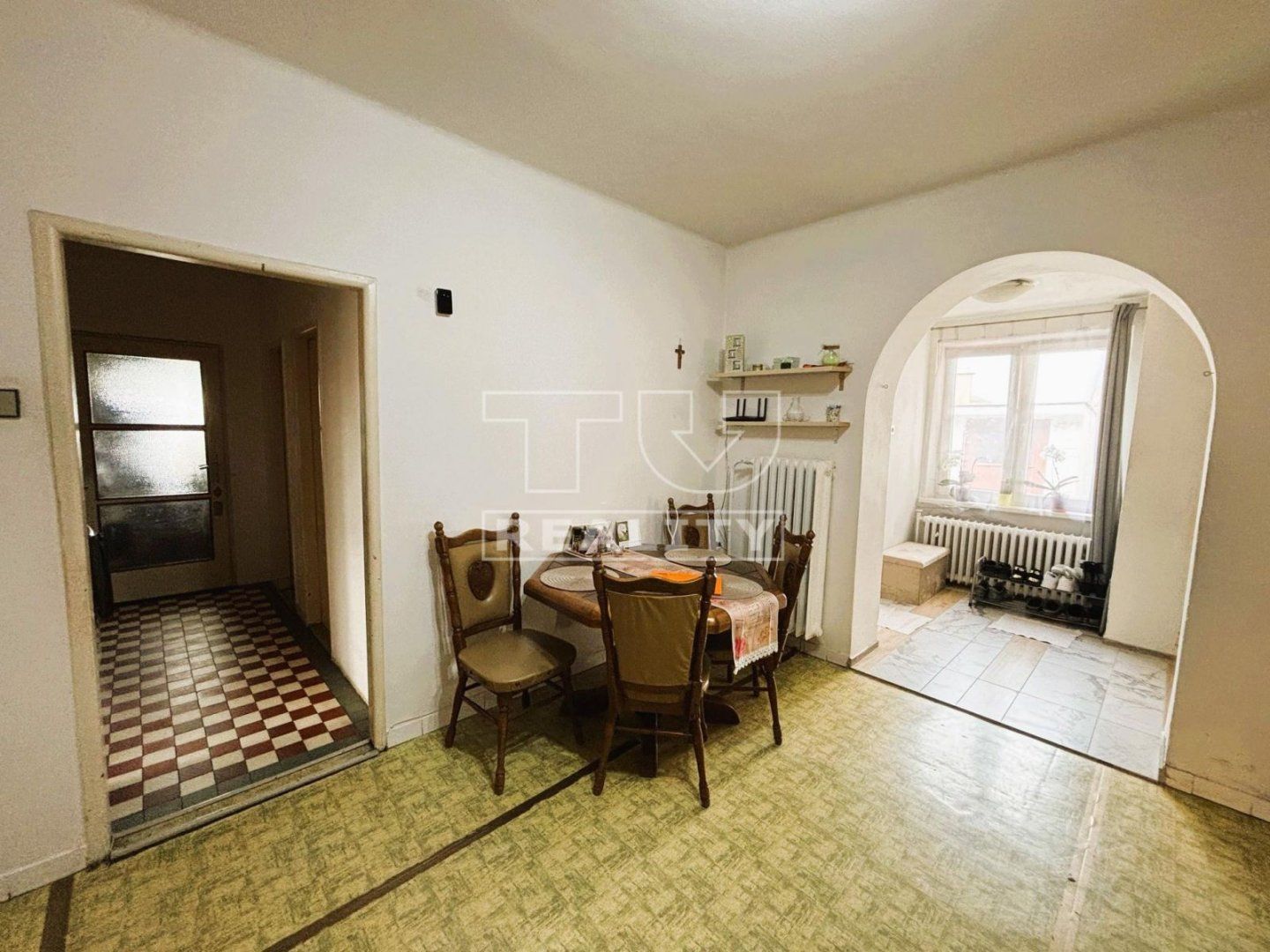 Priestranný dom 127 m², na pozemku 503 m² v Hubiciach. Blízko do Bratislavy aj Dunajskej Stredy