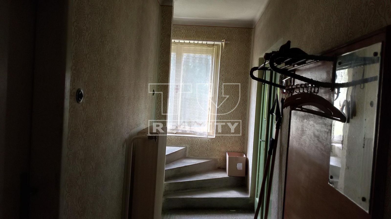 TUreality ponúka na predaj priestranný rodinný dom vo Vrbovom